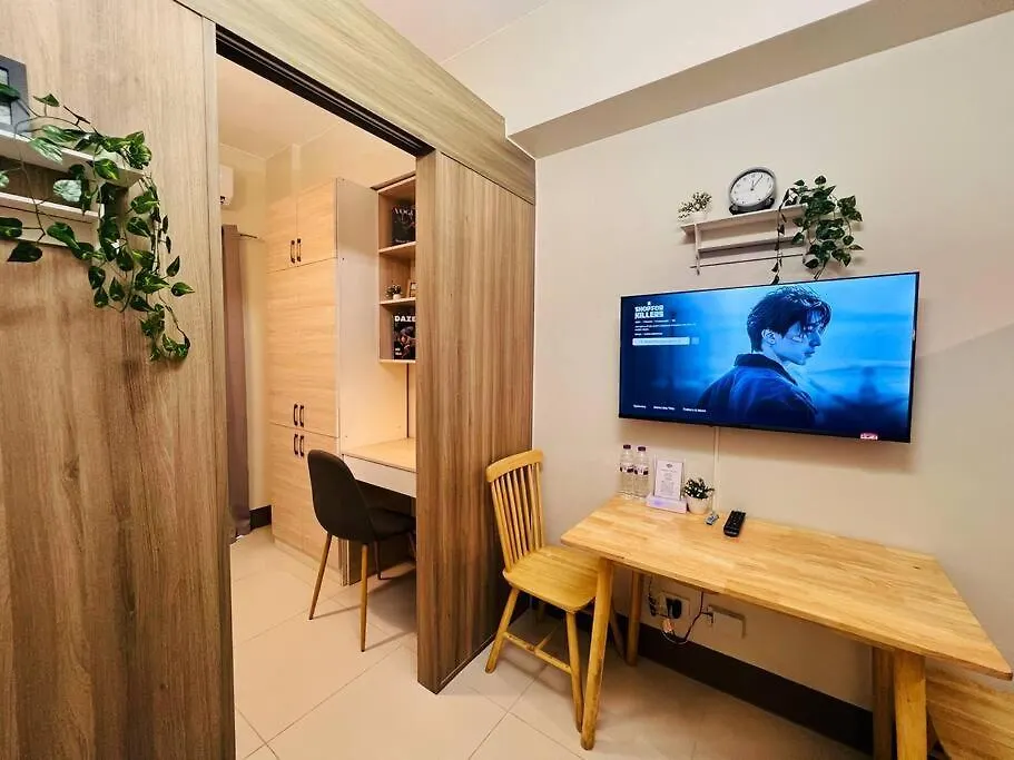 Apartment 1Br Unit Condotel W Balcony Fame Residences -Fm27 Manila Philippines