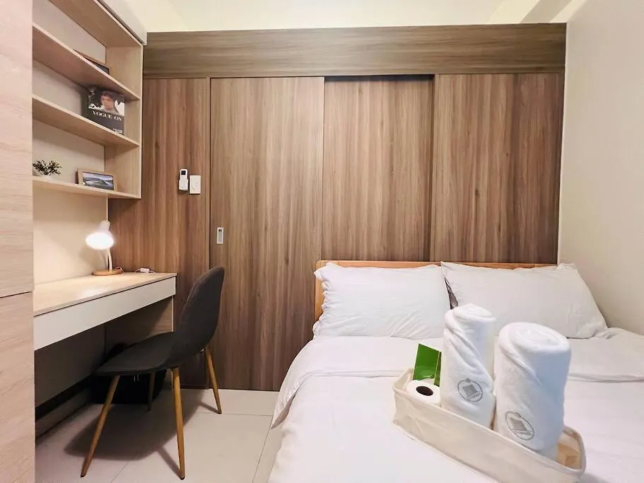 Apartment 1Br Unit Condotel W Balcony Fame Residences -Fm27 Manila